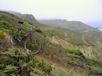 jb_and_the_schwinn_on_the_trail
