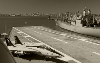 10112008-USS_Hornet-087