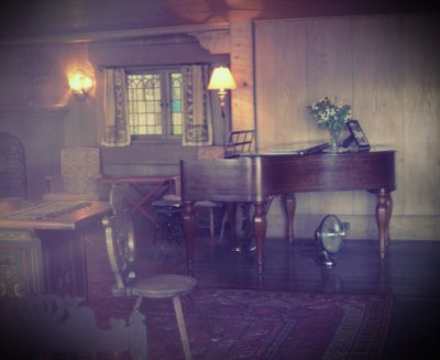 Piano Parlor