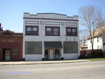 03_white building.jpg