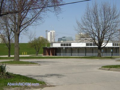 05_roundhouse.jpg