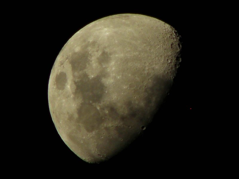 Moon.jpg