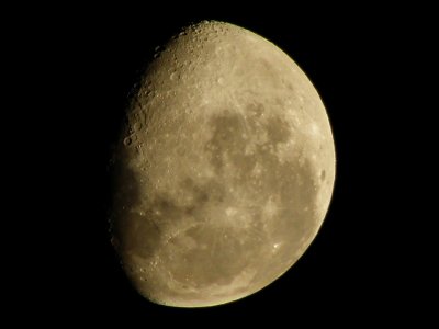 Moon 8 full res.jpg