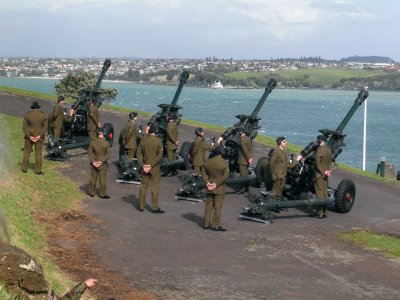 Howitzers 2.jpg