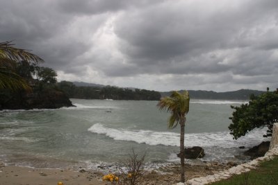 Cơn giông - A storm is coming
