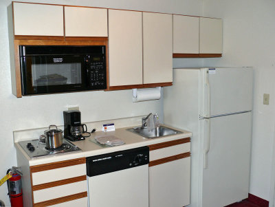 960 Kitchen facilities.jpg