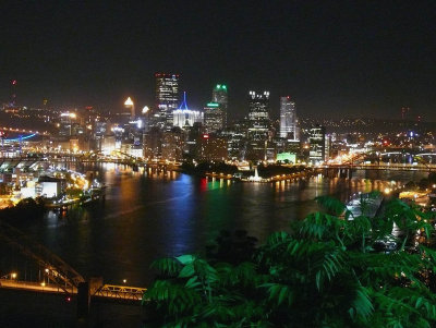 066 Pittsburgh by night.jpg