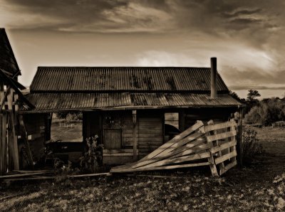 Old farmhouse by Dennis