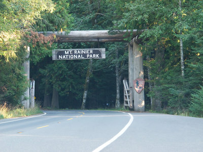 Mt. Rainier National Park - entry gate