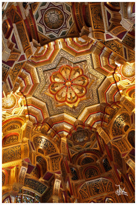 Cardiff castle - golden ceiling.jpg