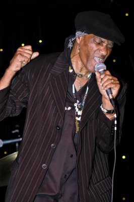 Cyril Neville 7