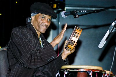 Cyril Neville 8