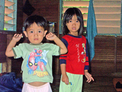 Pastor Yahya kids. The girl's name is Angeline.