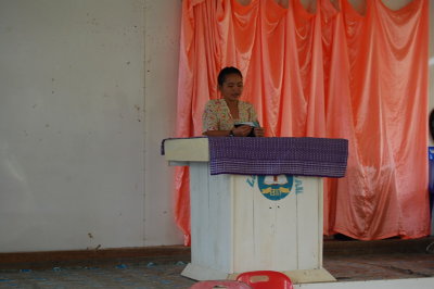 Juli also conduct the prayer.