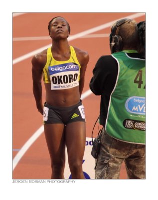 Marylin Okoro at the start of the 800 metres