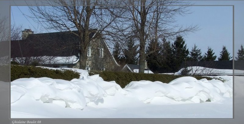 Neige sculpte par la nature