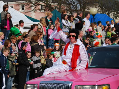 Elvis lives!