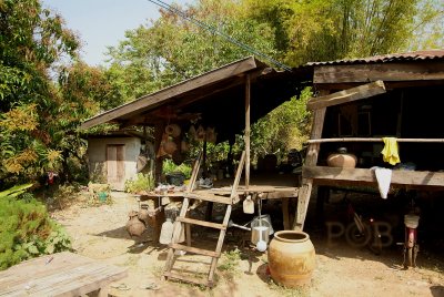 Old Thai house north-east near Laos, kitchen