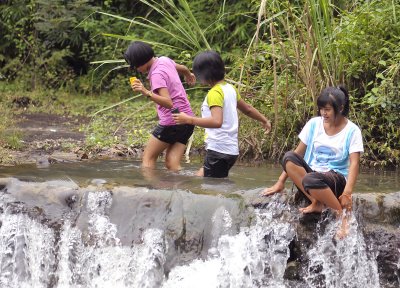 Playtime, Koi Nang