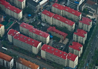 Living in the shaddow of Shanghai World Financial Center