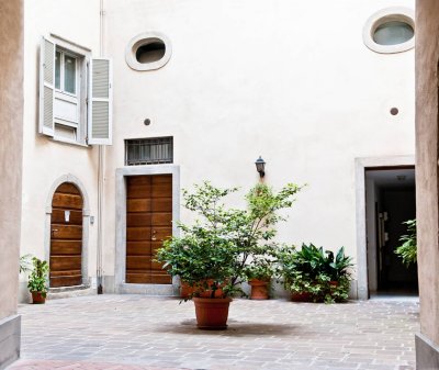 Verona courtyard