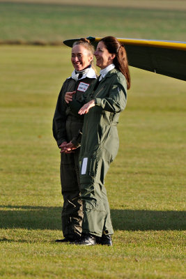 08 Caroline Grace & Anna Walker.jpg