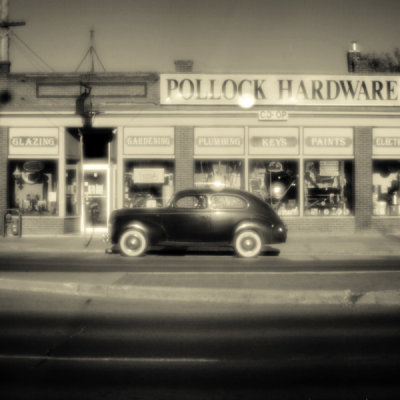 Vintage Ford - Main St 9185-88.jpg