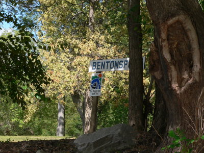 Riverside trail sign