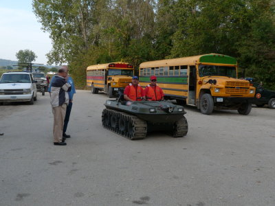 Busses and tanks