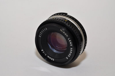 Nikon 50mm F1.8 E