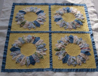 The newest quilt (applique AND free motion quilting!)
