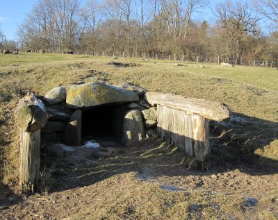 A reproduction iron age grave near Moesgaard