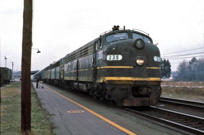 g1/08/864008/3/104360114.UE1Jov5J.jpg