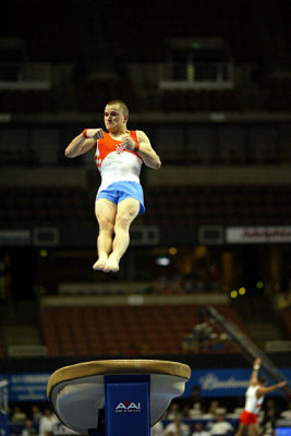 230006ca_gymnastics.jpg