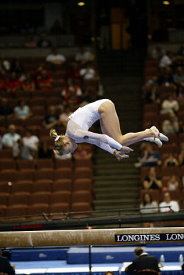 260006ca_gymnastics.jpg