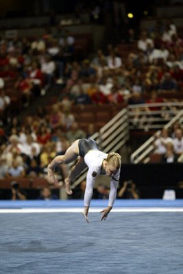 290004ca_gymnastics.jpg