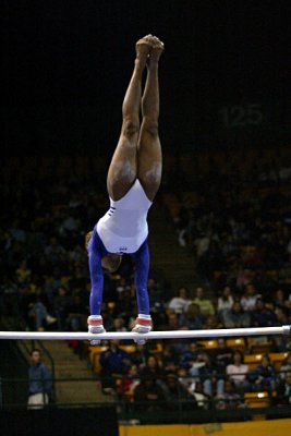 130008va_gymnastics.jpg