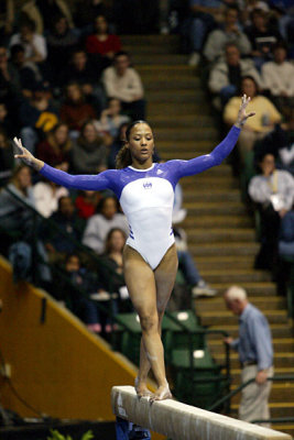 140042va_gymnastics.jpg