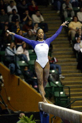 140075va_gymnastics.jpg