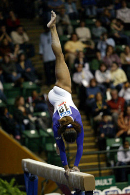 140080va_gymnastics.jpg