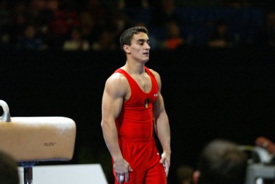 120185ny_gymnastics.jpg