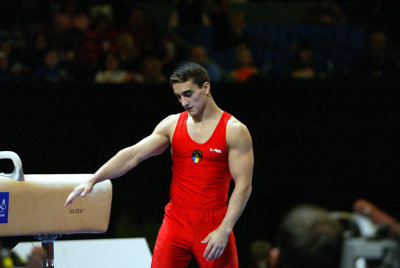 120186ny_gymnastics.jpg