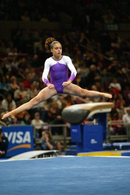 170140ny_gymnastics.jpg