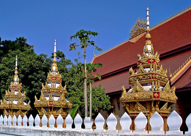 Thats (stupas) at Wat Chanthabuli