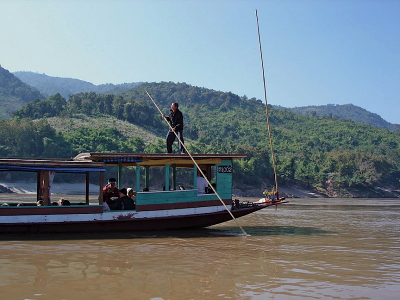 Boat starting out