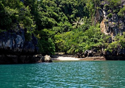 Hong Island, hidden beach