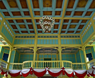 Balcony (Phra Thinang Samosorn)