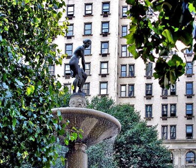 Fountain in front of the Plaza Hotel