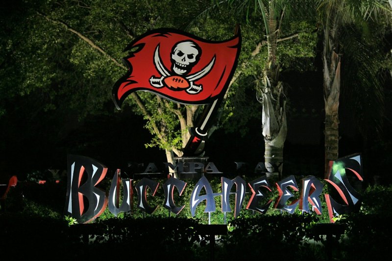 BucStadium004.jpg