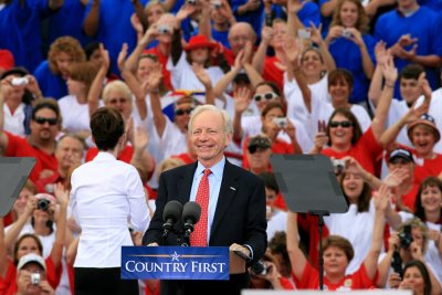 DemocraticSenator & VP Candidate2004 -063.jpg